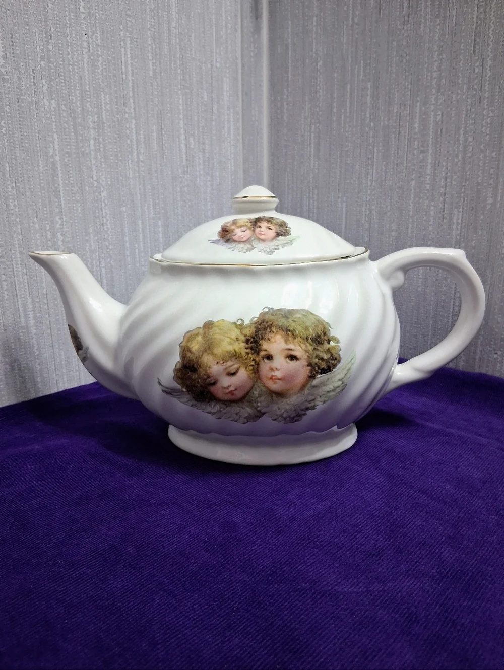 Vintage Staffordshire Cherub Angels English Teapot Fine China Gold Trim